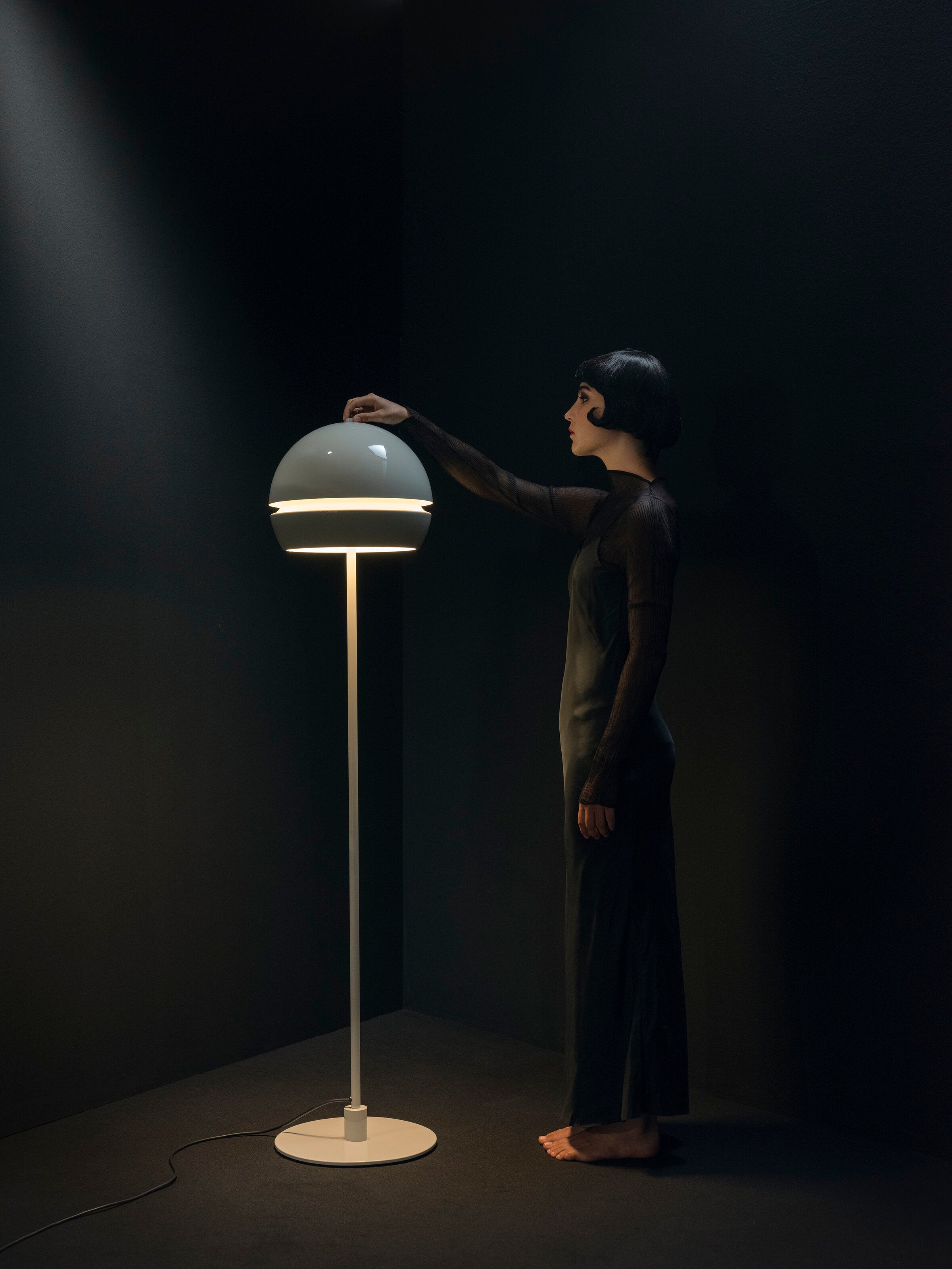 Fontana Alta - stojací lampa - Santa Cole