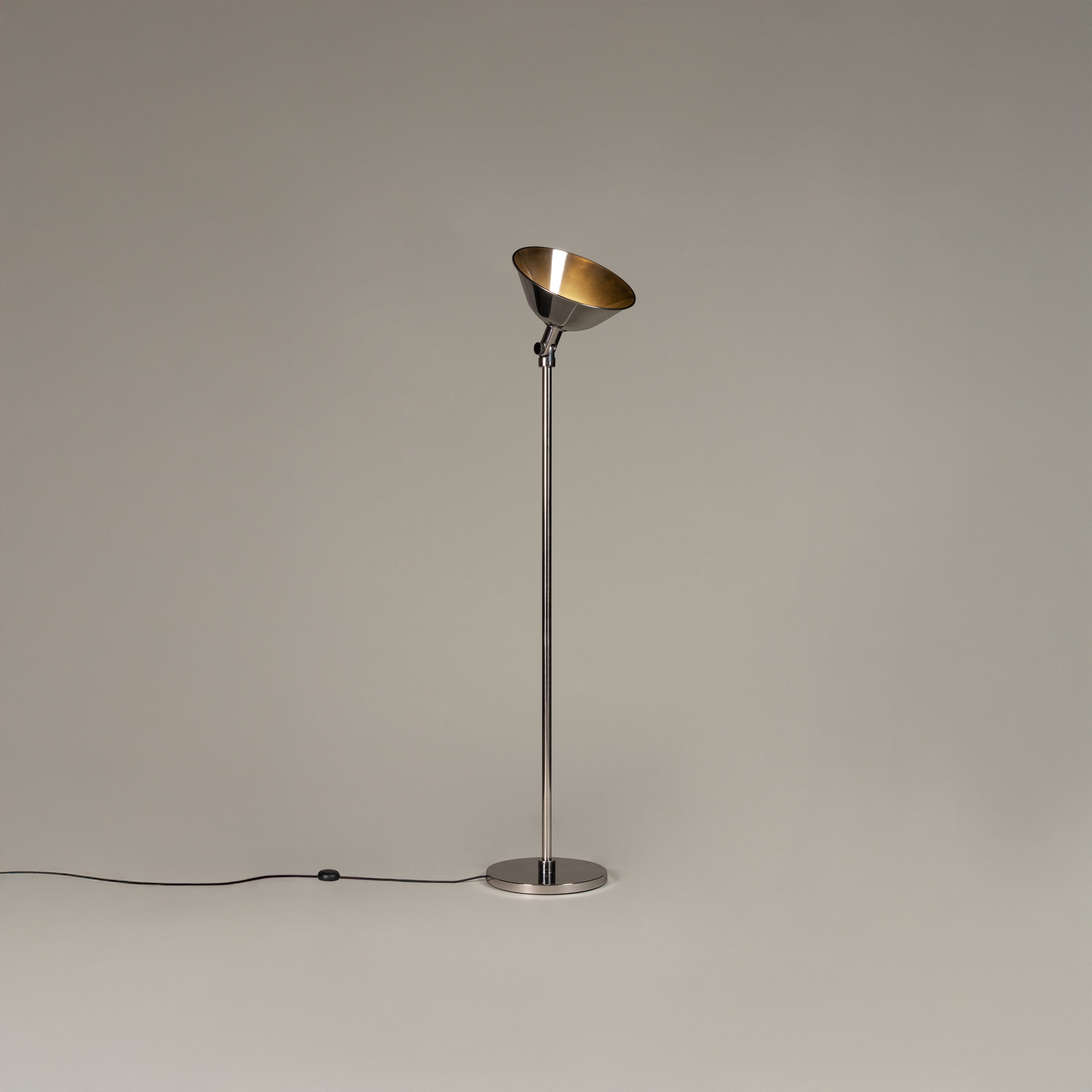 GATCPAC - stojací lampa - Santa Cole
