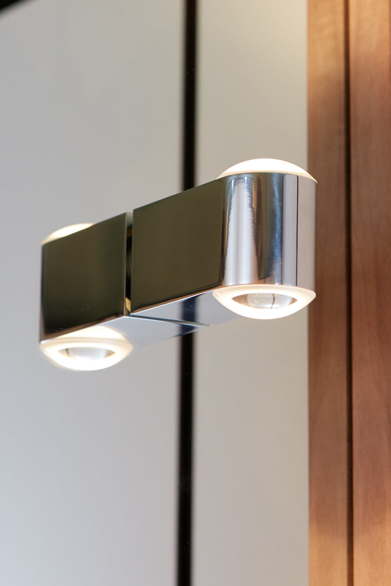 Globe Wall GRAU – Small Polished u zrcadla