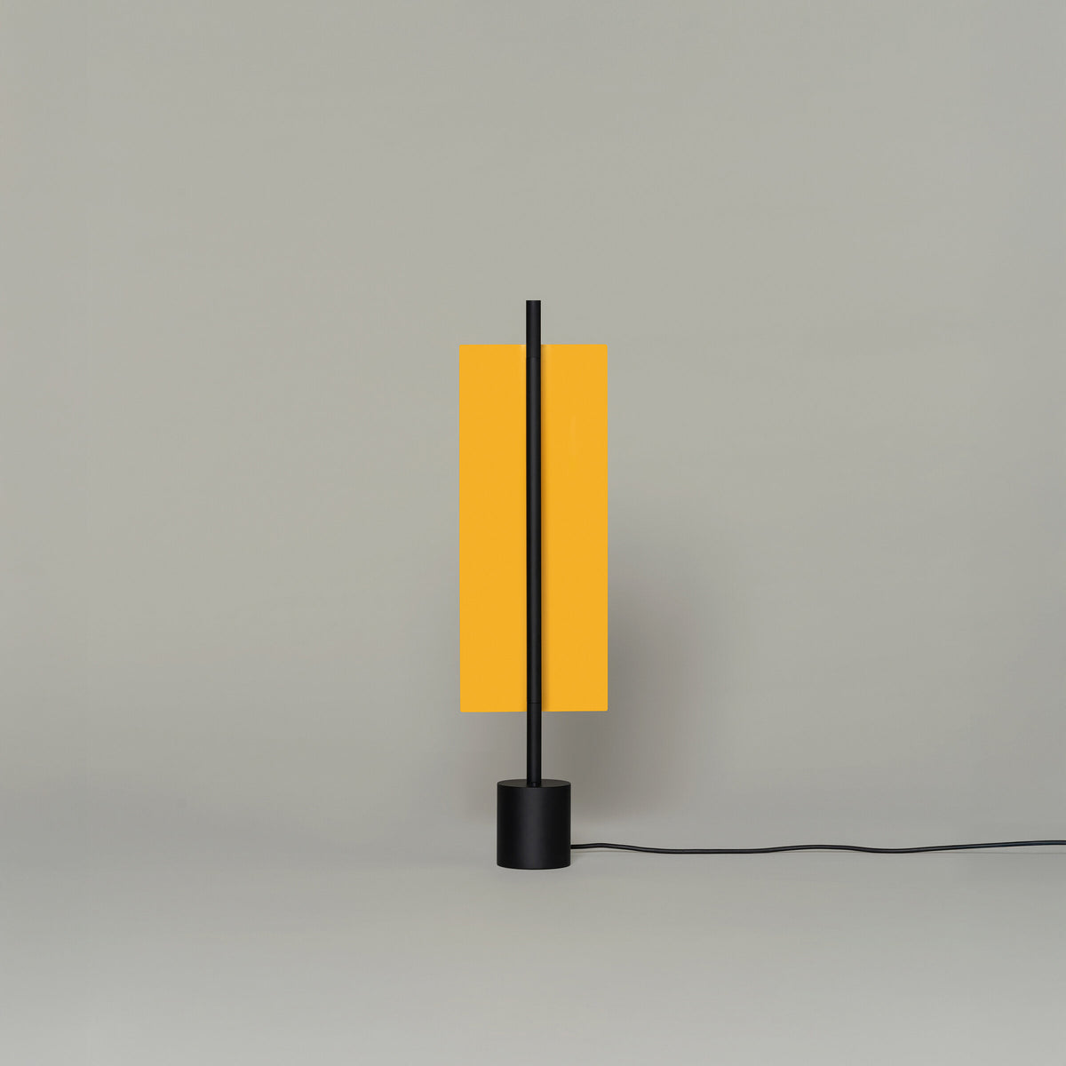 Lámina Dorada 45 Table