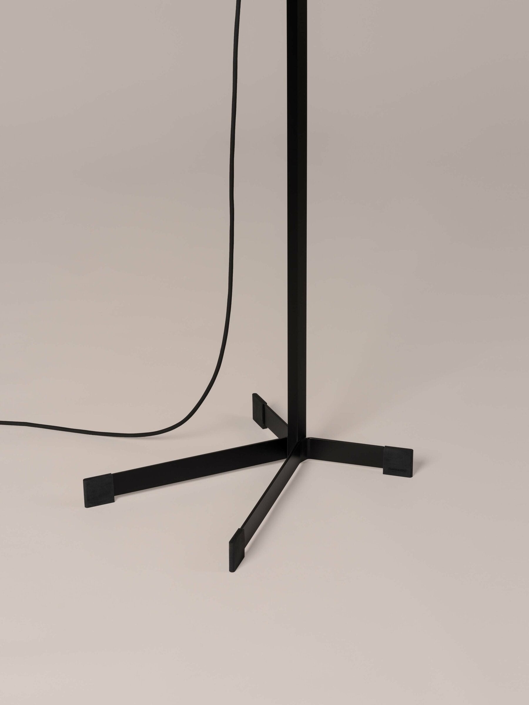 TMC - stojací lampa - Santa Cole