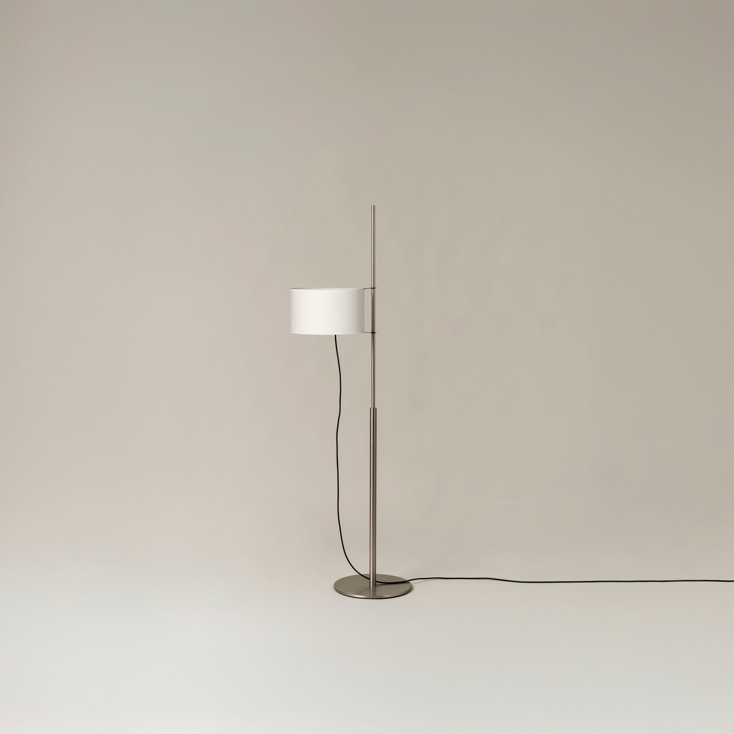 TMD - stojací lampa - Santa Cole