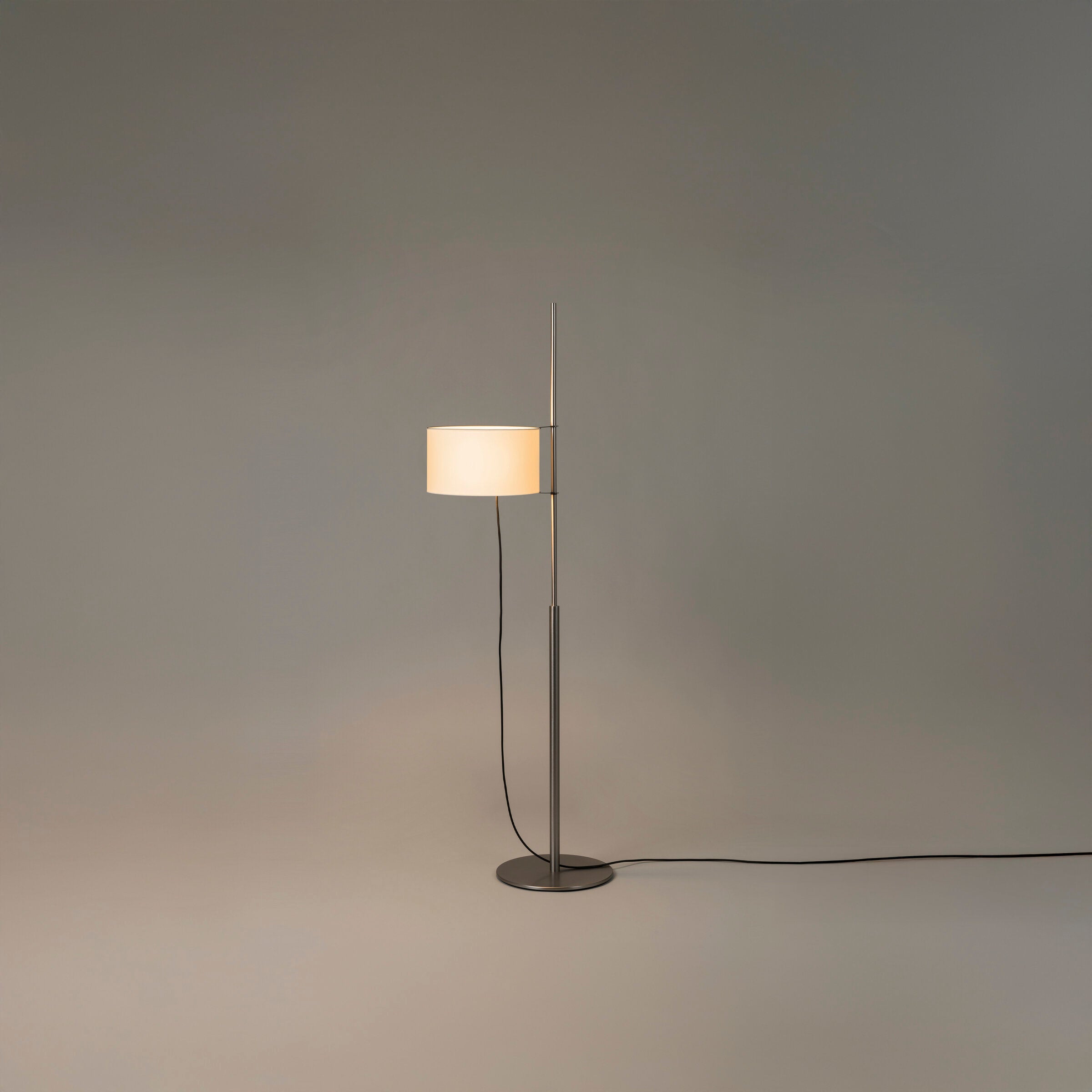 TMD - stojací lampa - Santa Cole