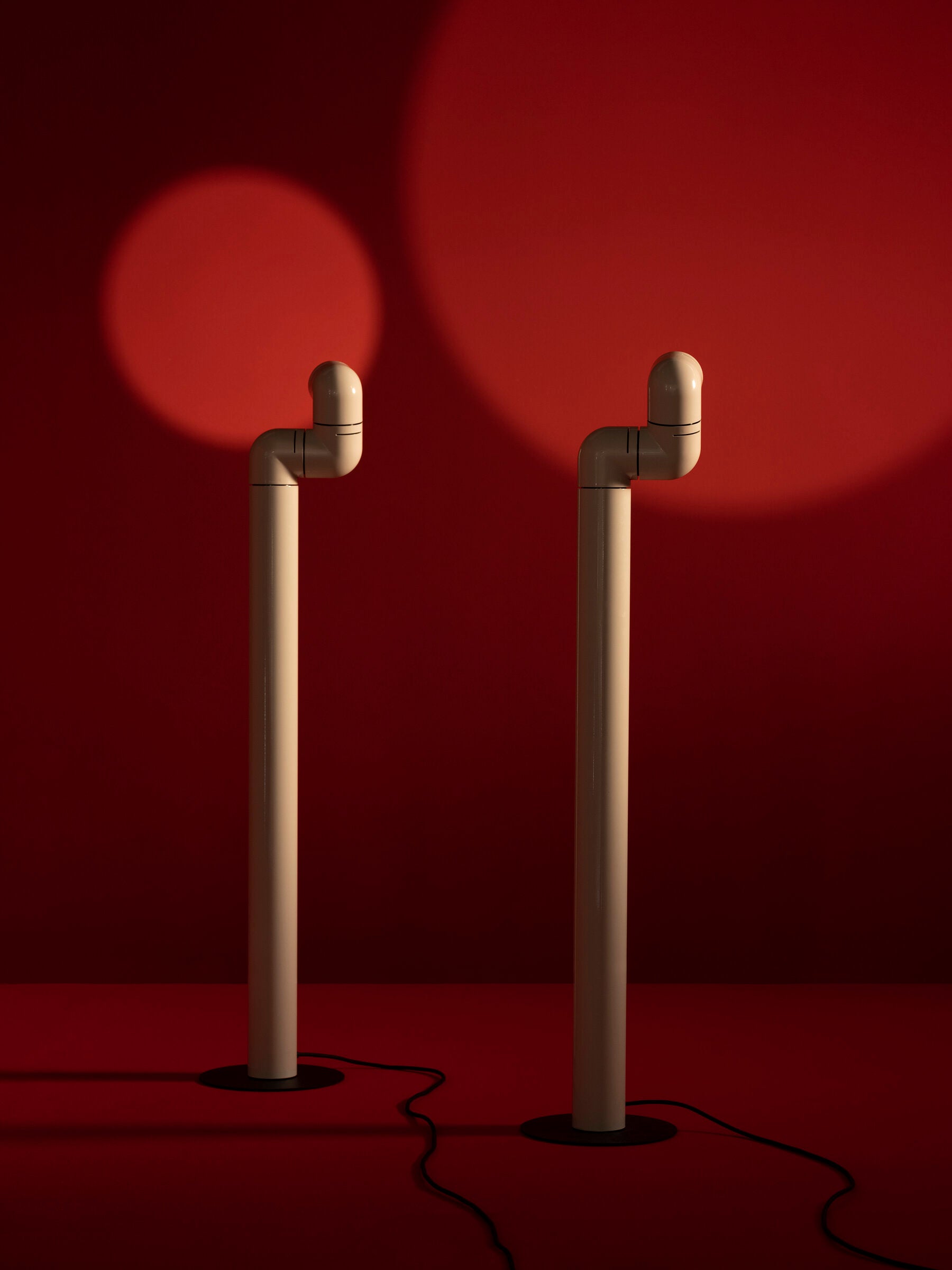 Tatu Alta - stojací lampa - Santa Cole