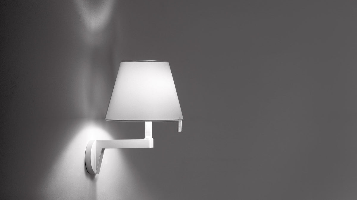 Melampo parete — Artemide